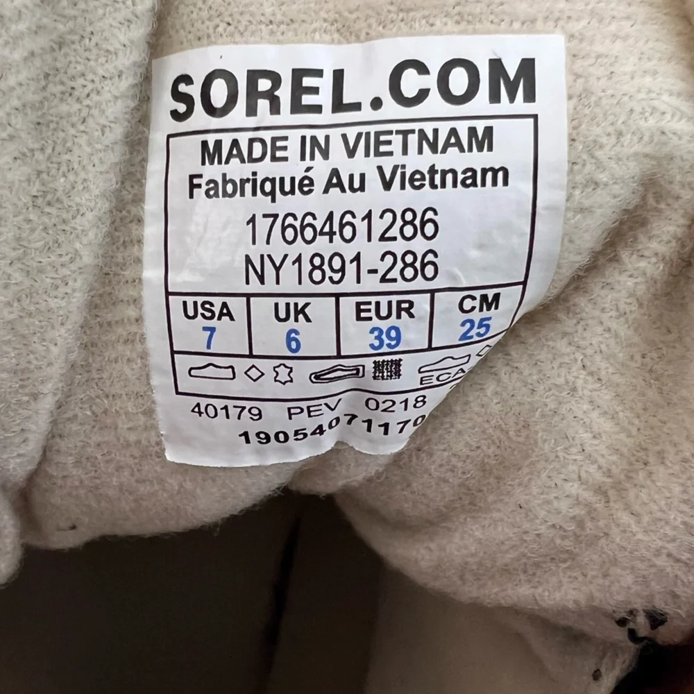 SOREL Cheyenne II Waterproof Duck Boots | 7 MENS (39)